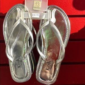 Kids sandals